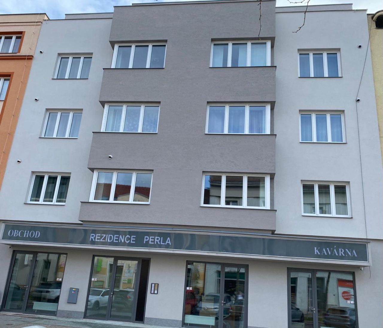 Perla Hradce 202 Apartment Hradec Kralove Luaran gambar