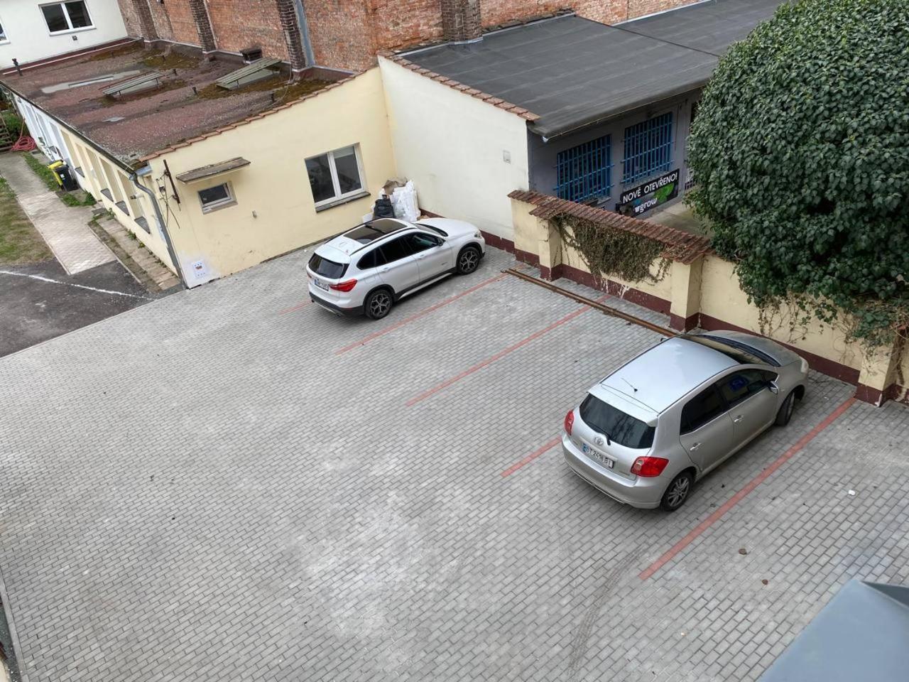 Perla Hradce 202 Apartment Hradec Kralove Luaran gambar