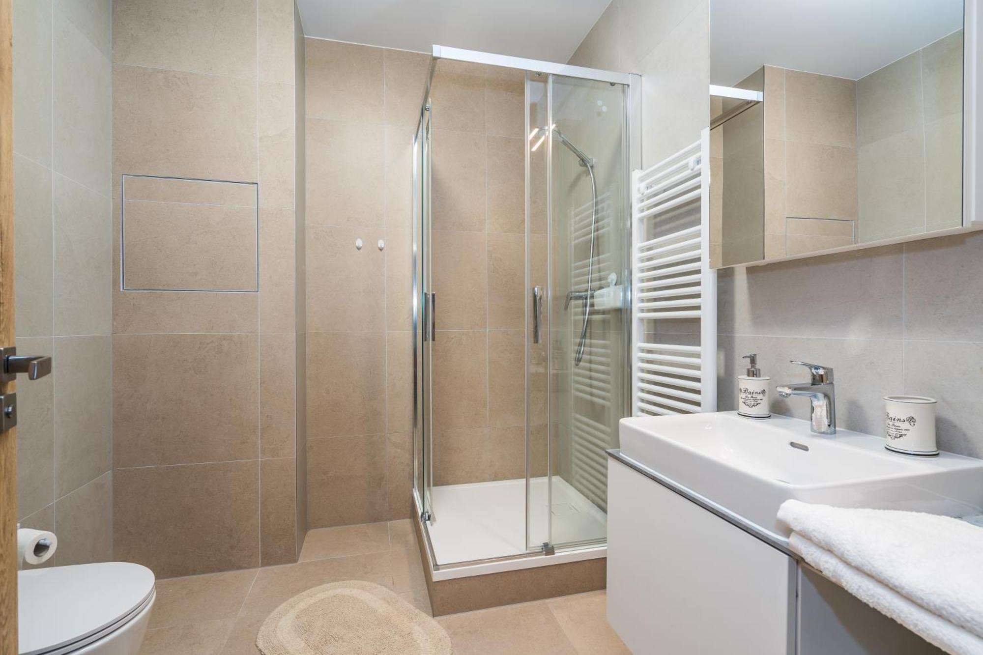Perla Hradce 202 Apartment Hradec Kralove Luaran gambar